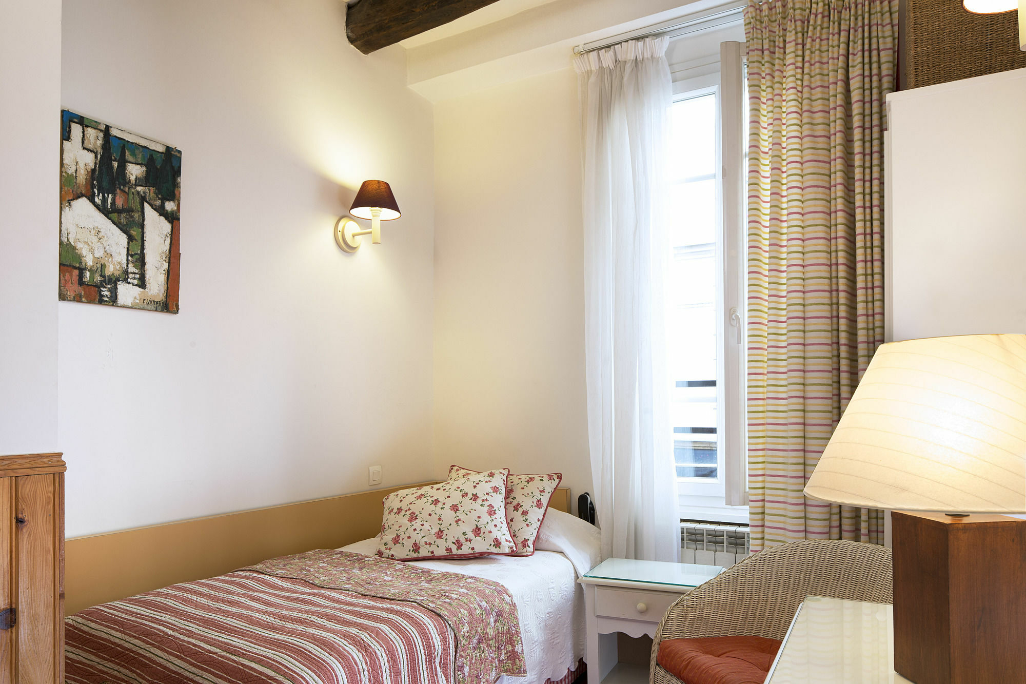 Hotel Du Cygne Paris Exterior photo